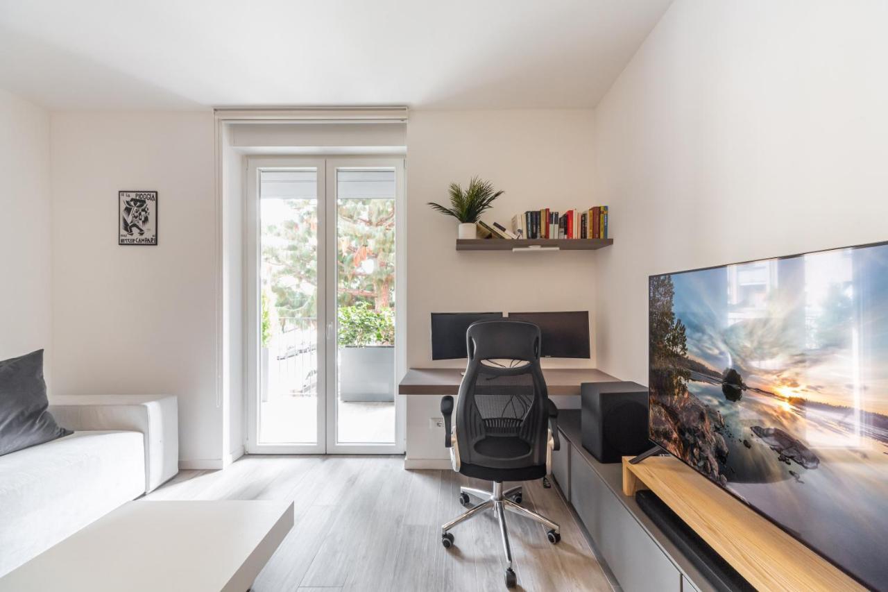 Comfy Apt With Private Parking & Balcony 米兰 外观 照片